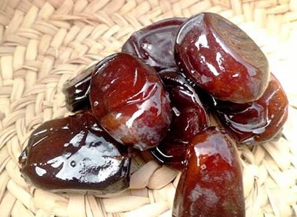 خرید جدیدترین انواع خرما کلوته صادراتی